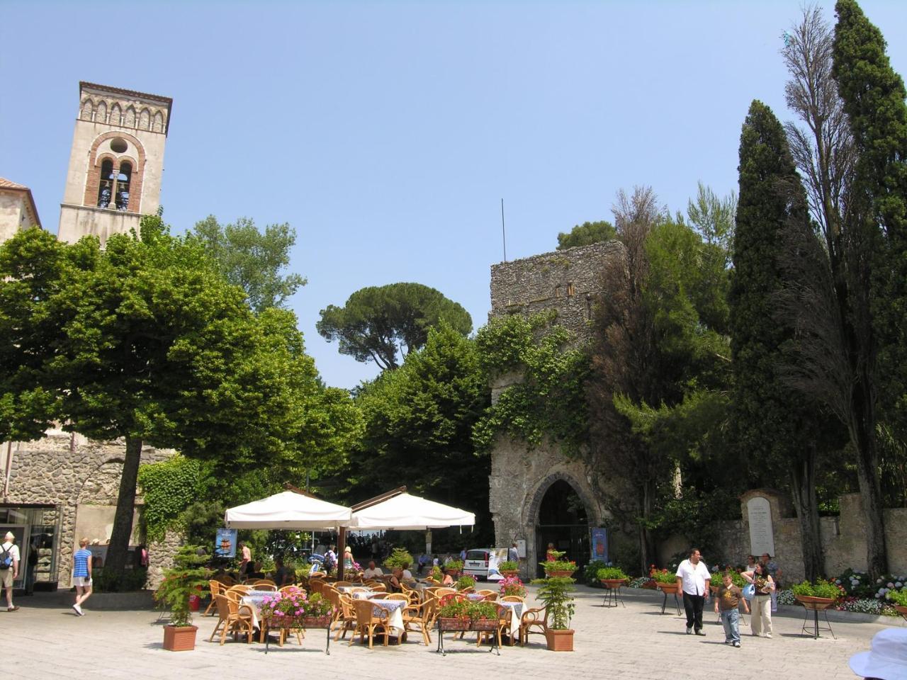Отель Ravello In Экстерьер фото